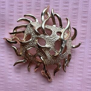 Vintage Gold Abstract Sea Urchin Sarah Coventry Pin/Brooch Unique